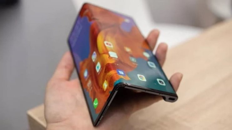 Раскладной Huawei Mate X