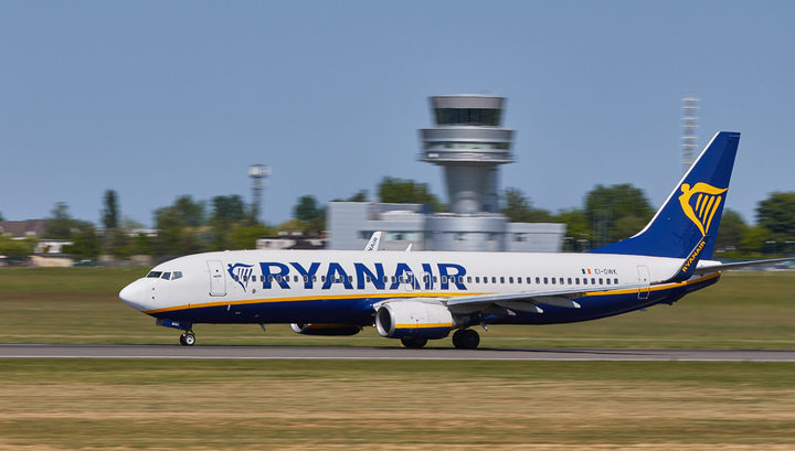 Прибыль Ryanair упала в